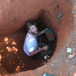 rabeling_excavating_brazil_250_250